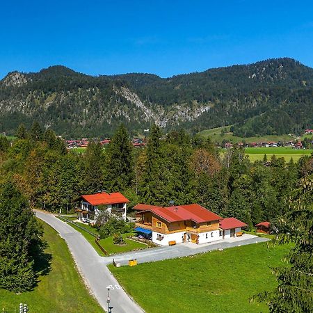 Ferienwohnungen Van Hees Reit im Winkl Exterior photo